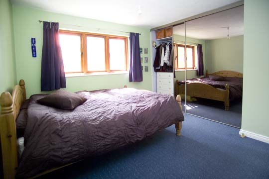 house or flat for sale or rent in south west London